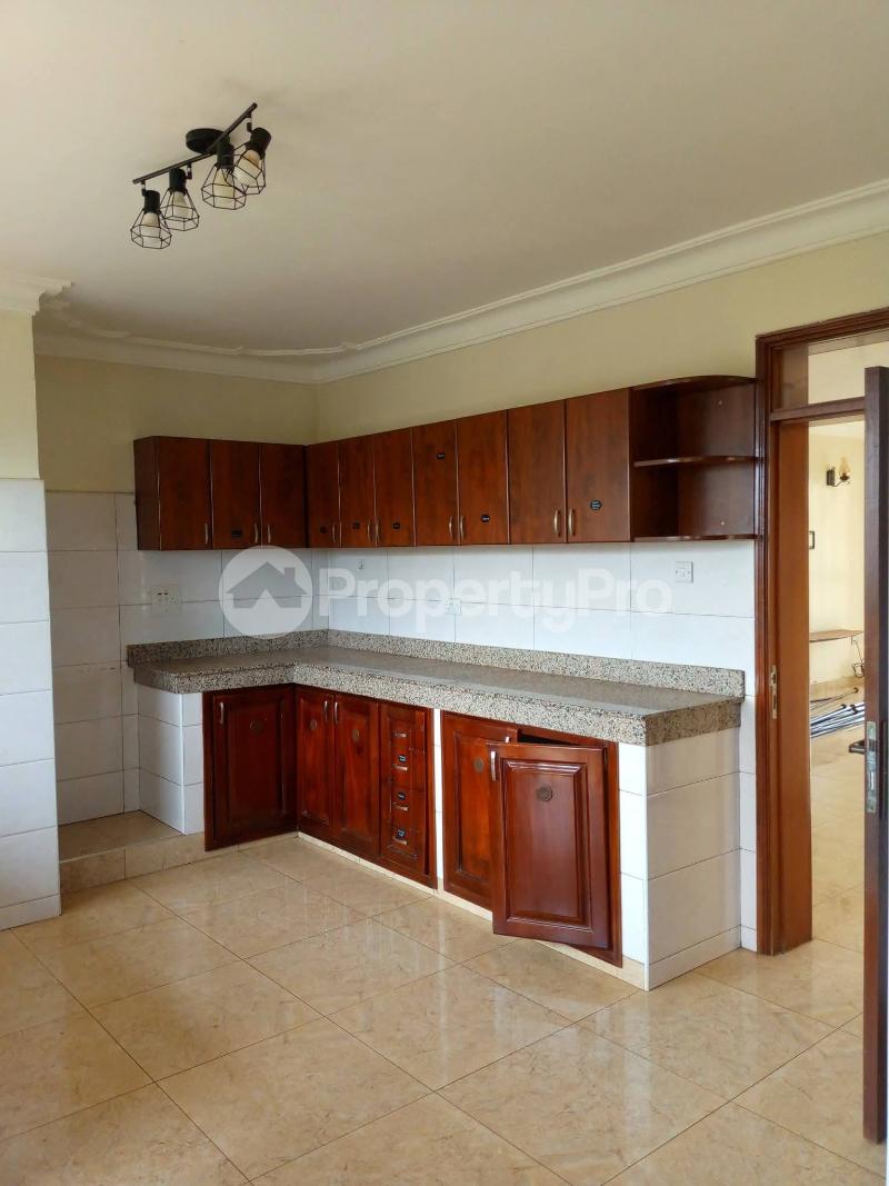 3 bedroom Apartment Block Apartment for rent Kulambilo road Kampala Central - 8
