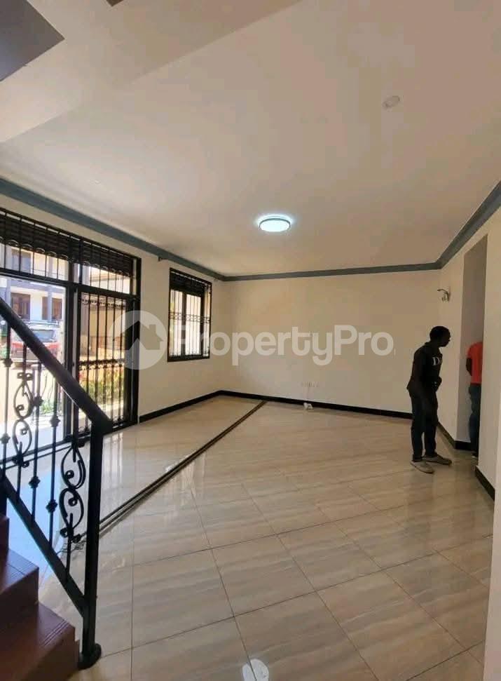 3 bedroom Apartment Block Apartment for rent Kungu road Kampala Central - 7