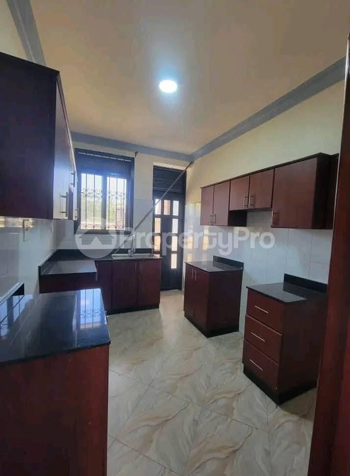3 bedroom Apartment Block Apartment for rent Kungu road Kampala Central - 6