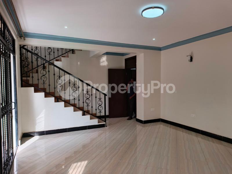 3 bedroom Apartment Block Apartment for rent Kungu road Wakiso Central - 9