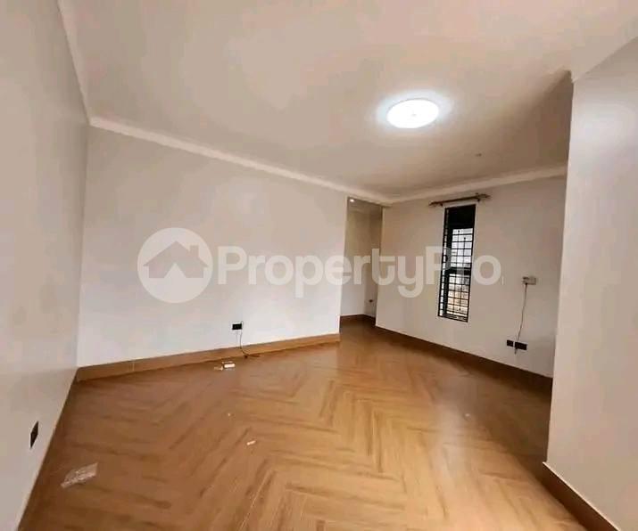 1 bedroom mini flat  Apartment Block Apartment for rent Kungu road Kampala Central - 11