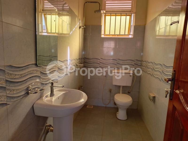 1 bedroom mini flat  Bungalow Apartment for rent kyaliwajjala road Wakiso Central - 4