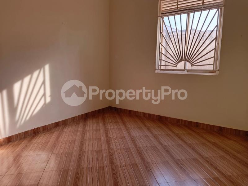 1 bedroom mini flat  Bungalow Apartment for rent kyaliwajjala road Wakiso Central - 2