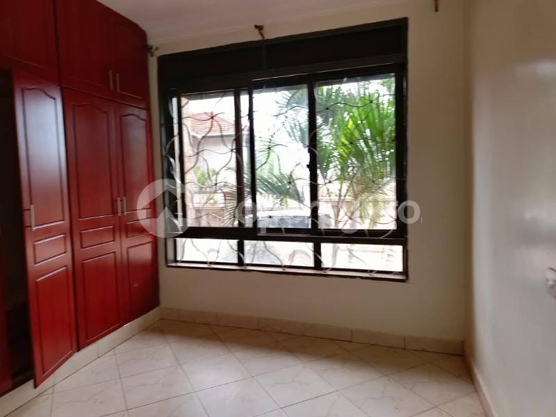 2 bedroom Apartment Block Apartment for rent kyaliwajjala road Wakiso Central - 11