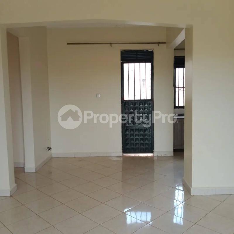 2 bedroom Apartment Block Apartment for rent kyaliwajjala road Wakiso Central - 6