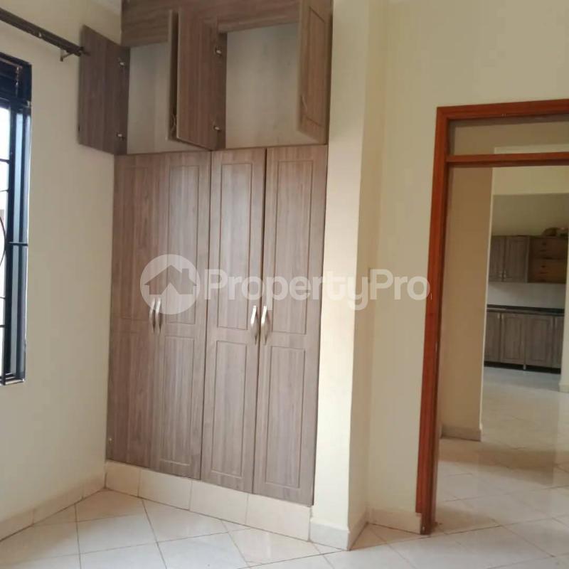 2 bedroom Apartment Block Apartment for rent kyaliwajjala road Wakiso Central - 3