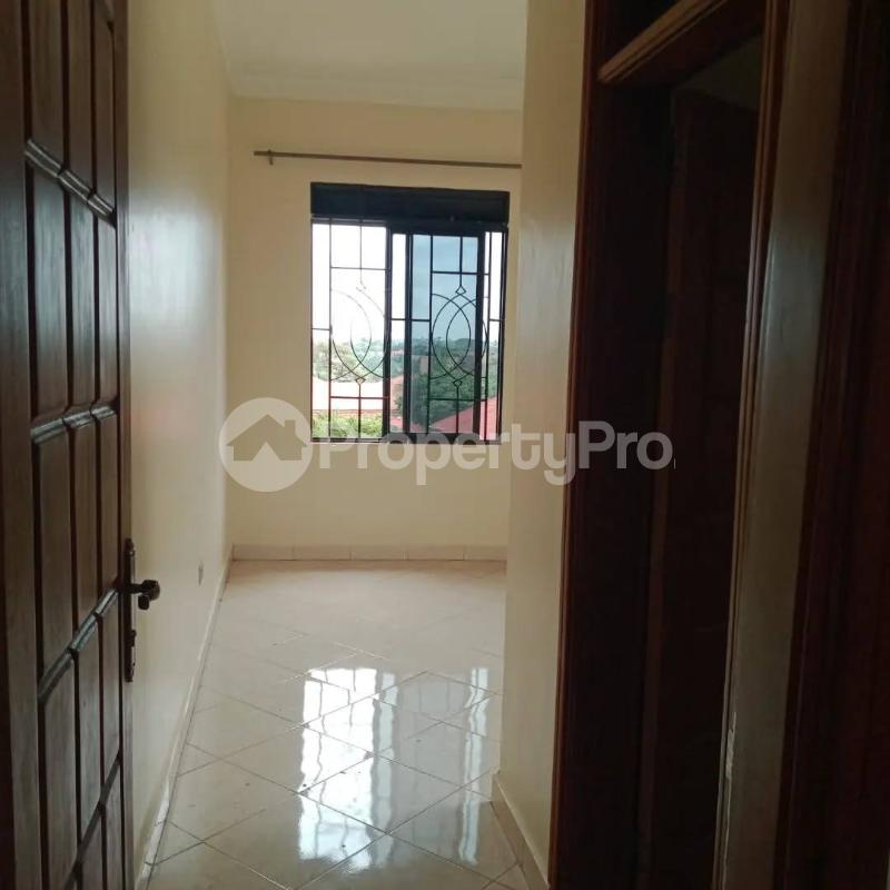 2 bedroom Apartment Block Apartment for rent kyaliwajjala road Wakiso Central - 9