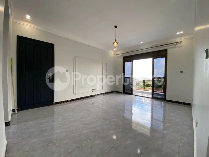 1 bedroom mini flat  Apartment Block Apartment for rent Kyanja road Kampala Central - 5