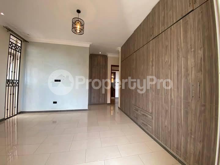 2 bedroom Apartment Block Apartment for rent Kyanja road Kampala Central - 5