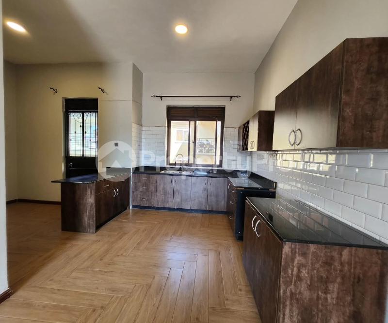 2 bedroom Apartment Block Apartment for rent Kyanja road  Kampala Central - 11