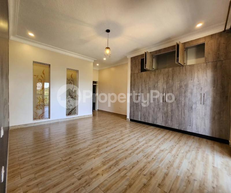 3 bedroom Apartment Block Apartment for rent Kyanja ring road  Kampala Central - 6