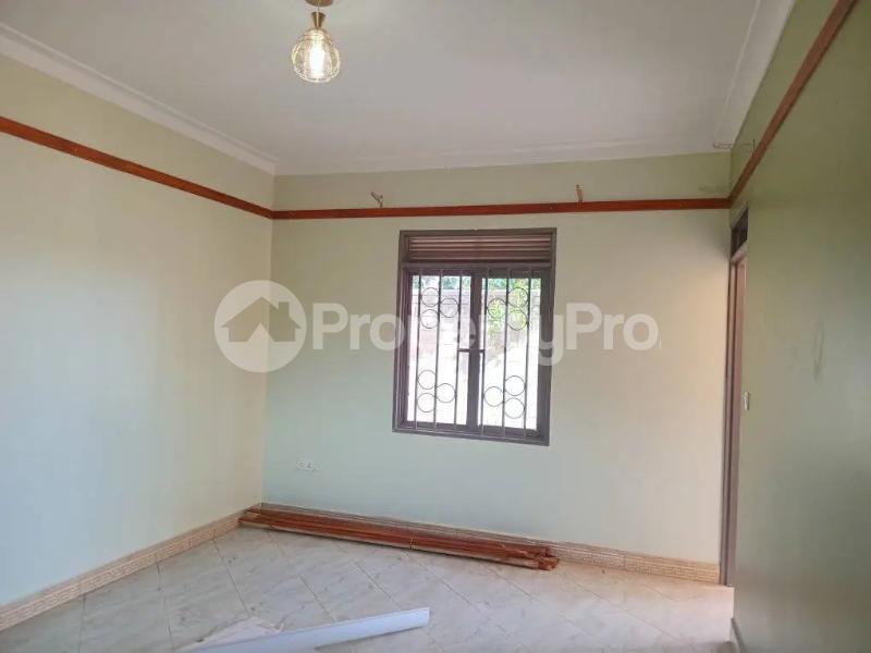 1 bedroom mini flat  Bungalow Apartment for rent Kyanja kisasi road Kisaasi Kampala Central - 5