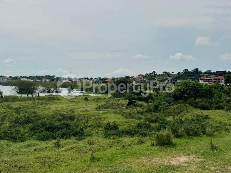 Land for sale Garuga Entebbe road  Kampala Central Kampala Central - 1