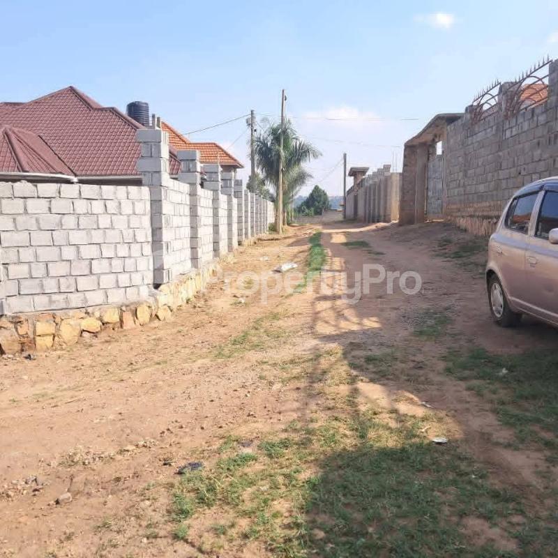 Land for sale Kasangati matuga road kiti Kawempe Wakiso Central - 0