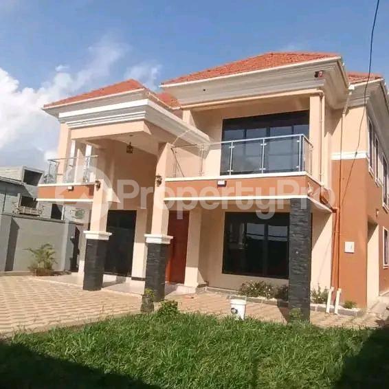 5 bedroom Apartment for sale Kira town  Kampala Central Kampala Central - 5