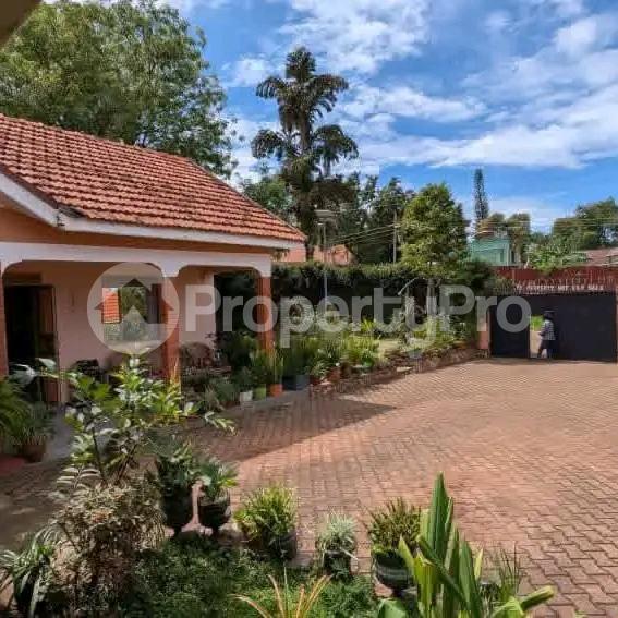 4 bedroom Bungalow Apartment for sale Ntinda road  Kampala Central Kampala Central - 4