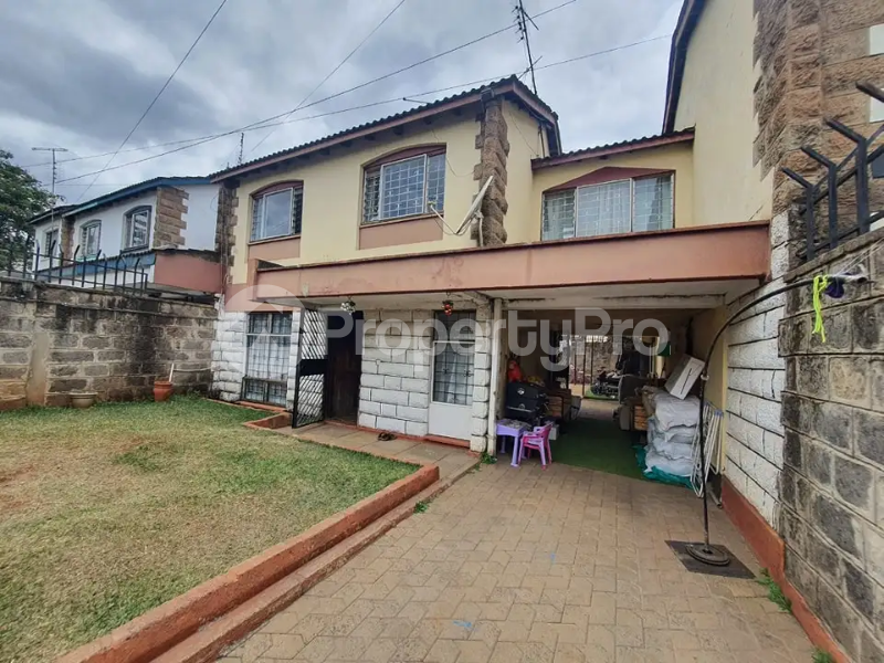 3 bedroom Townhouse for sale Ngumo Estate, Nairobi Central Nairobi