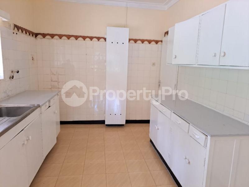 4 bedroom Bungalow Houses for rent Peponi road Spring Valley Nairobi