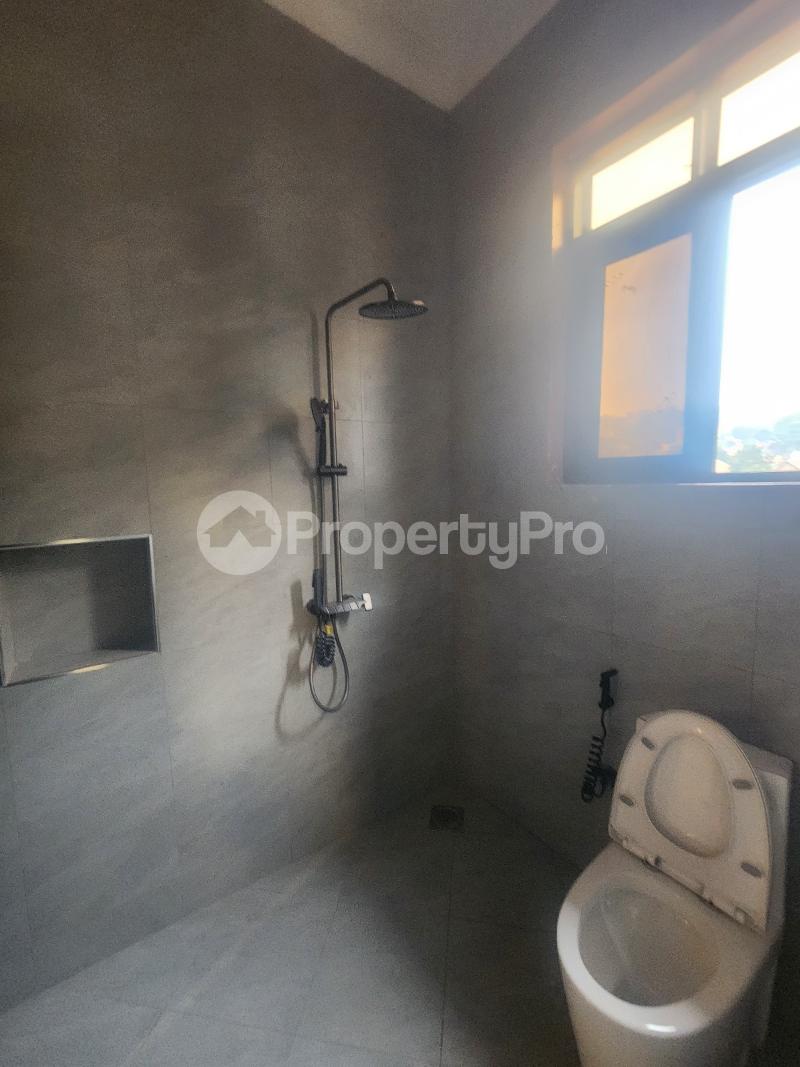 2 bedroom Apartment for rent Lukuli road Makindye Kampala Central - 2