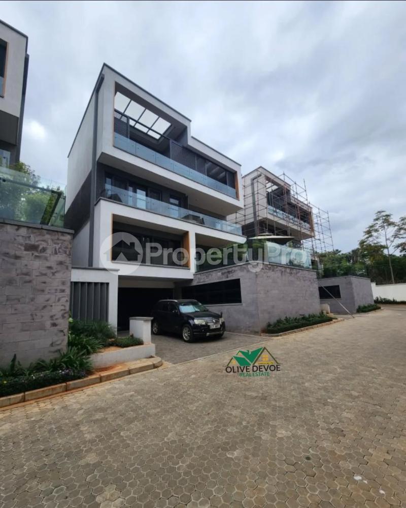 8 bedroom Flat&Apartment for sale Lavington Nairobi