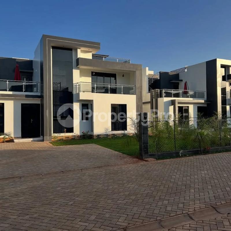 5 bedroom Flat&Apartment for sale Membley Ruiru