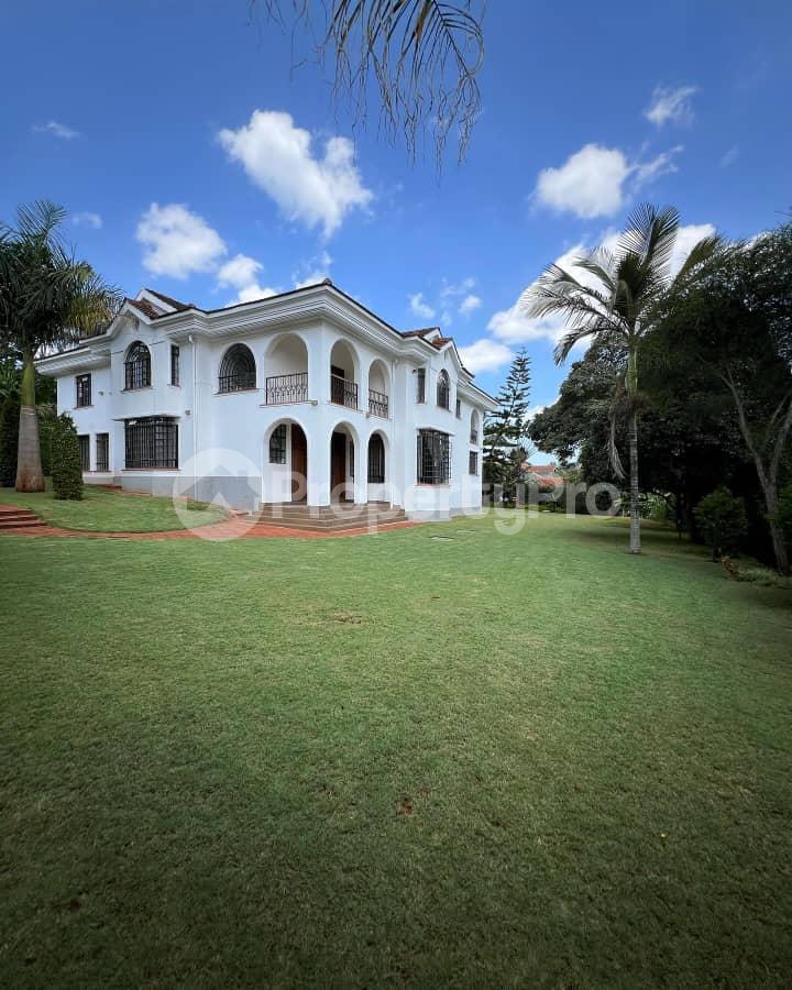 5 bedroom Flat&Apartment for sale Runda Nairobi