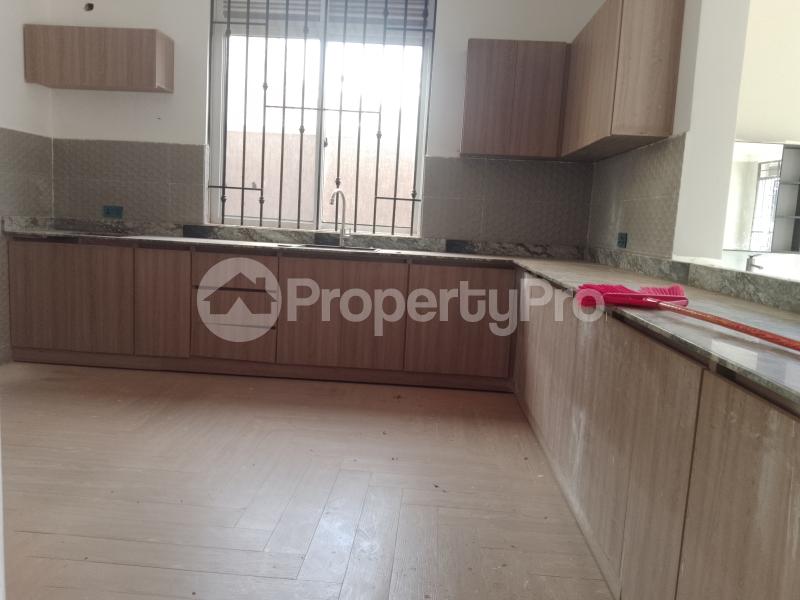 5 bedroom Apartment for sale Najjera Road  Kampala Central - 5