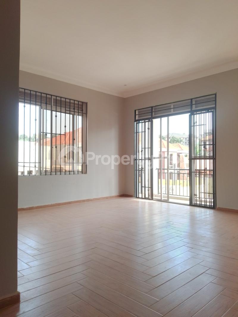 5 bedroom Apartment for sale Najjera Road  Kampala Central - 4