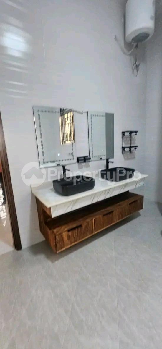 5 bedroom Apartment for sale Lubowa town  Kampala Central Kampala Central - 8