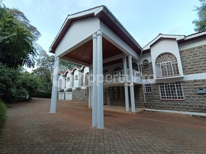 6 bedroom Townhouse for rent Ololua Close, Karen Nairobi