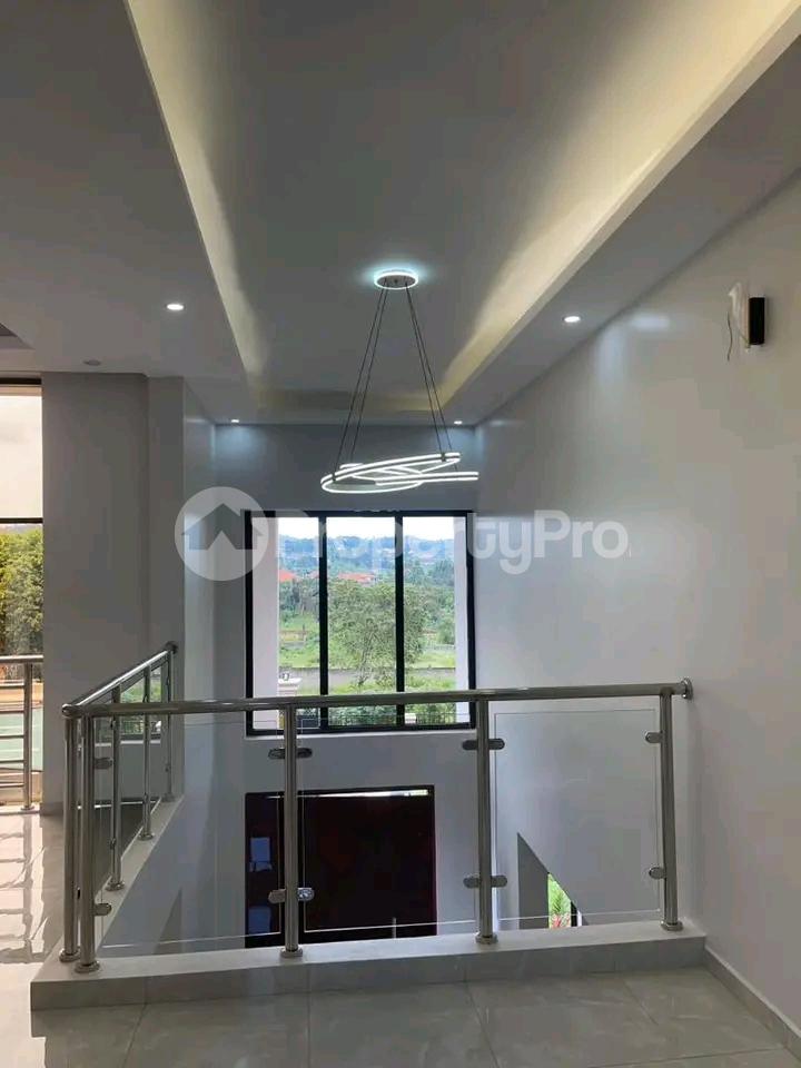 5 bedroom Apartment for sale Bwebajja Entebbe road  Kampala Central Kampala Central - 7