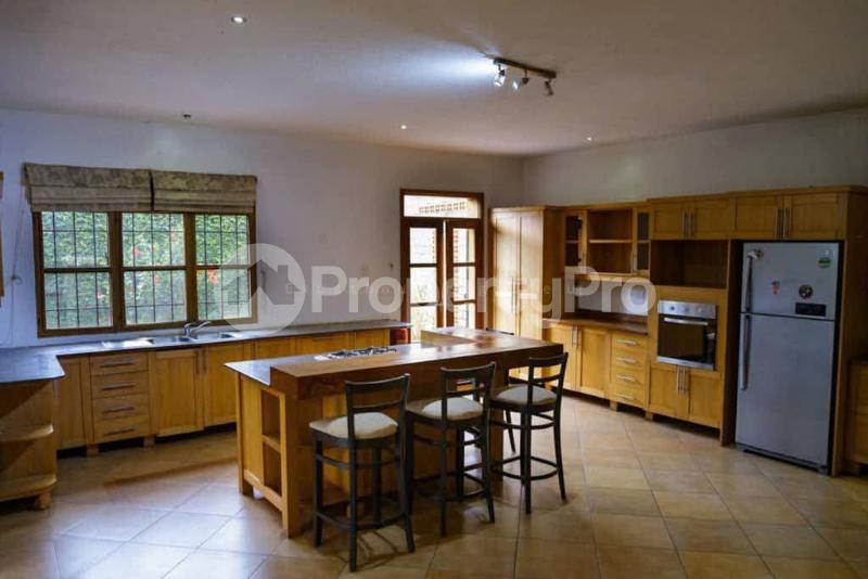 4 bedroom Villa for rent Mbuya Kampala Central - 4