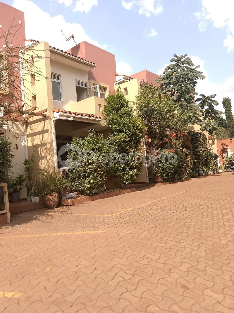 3 bedroom Apartment Block Apartment for rent Luzira road  Luzira Kampala Central - 13