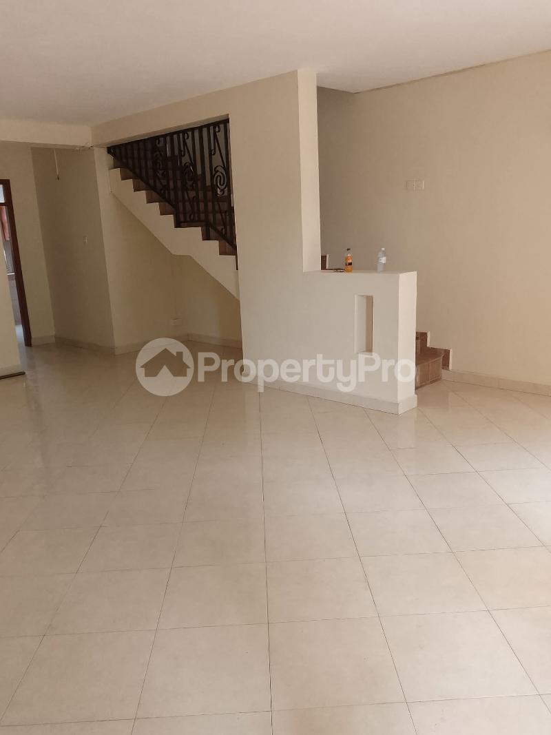 3 bedroom Apartment Block Apartment for rent Luzira road  Luzira Kampala Central - 2