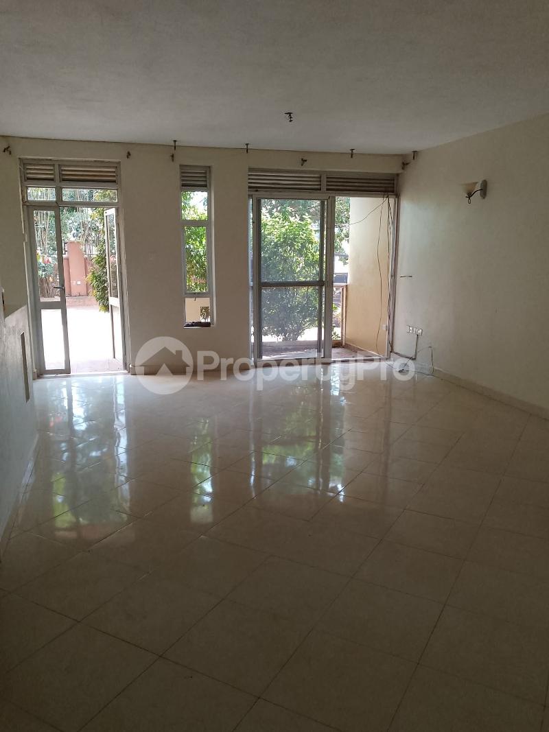 3 bedroom Apartment Block Apartment for rent Luzira road  Luzira Kampala Central - 4