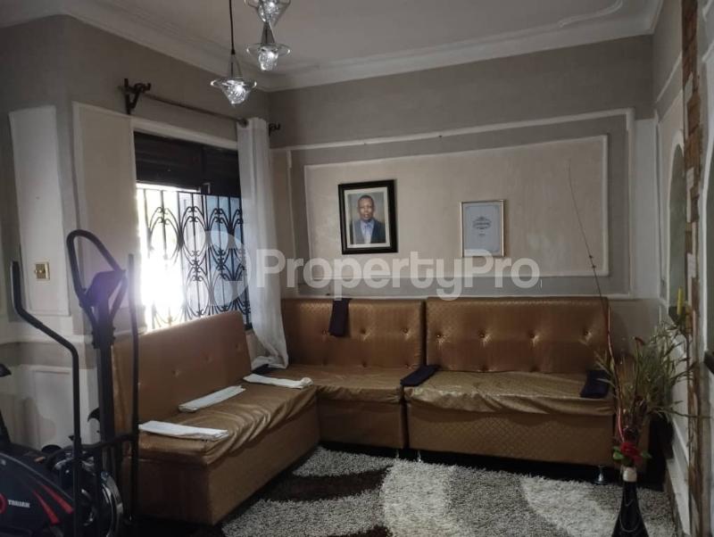 3 bedroom Bungalow Apartment for sale Seeta Namugongo road  Kampala Central Kampala Central - 17