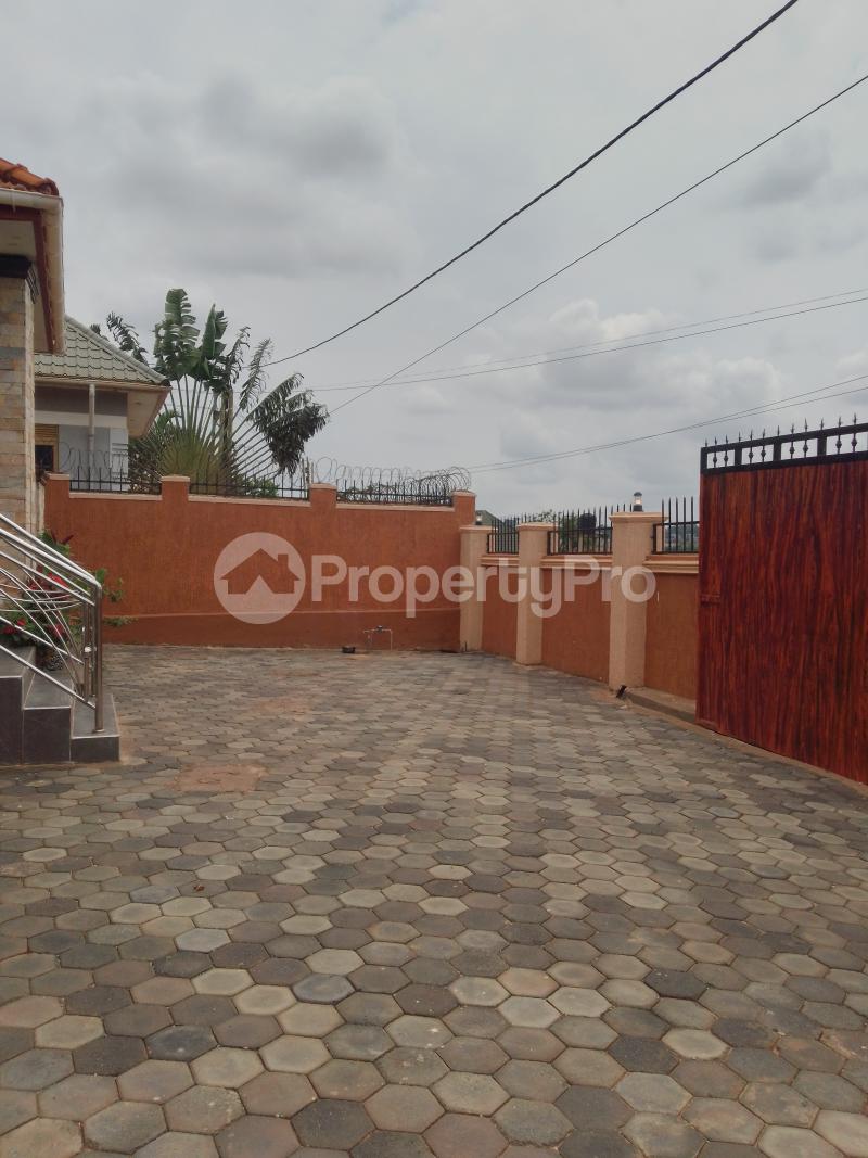 3 bedroom Bungalow Apartment for sale Kira  Kampala Central Kampala Central - 4