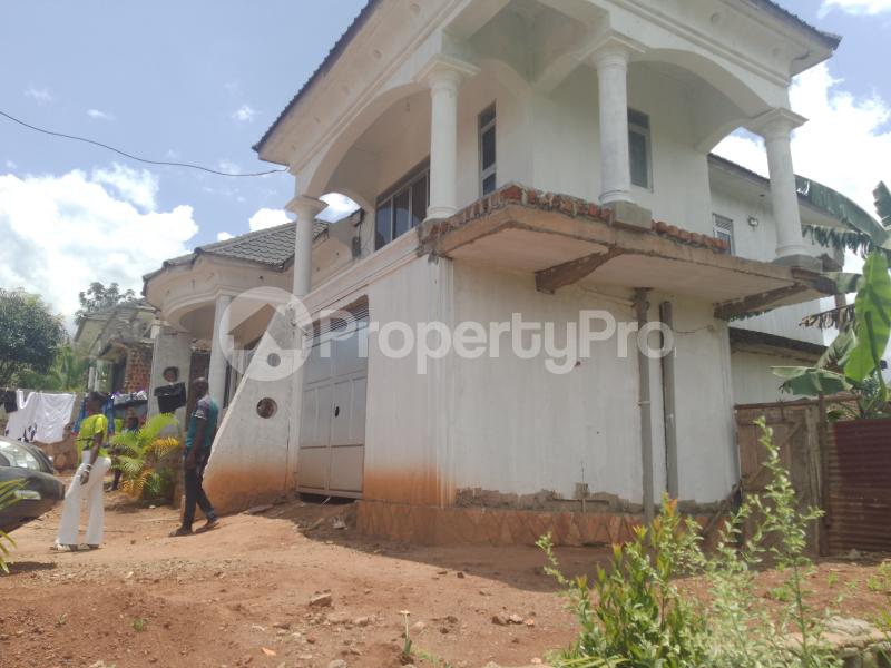 4 bedroom Bungalow Apartment for sale Mukono kigombya  Kampala Central Kampala Central - 0