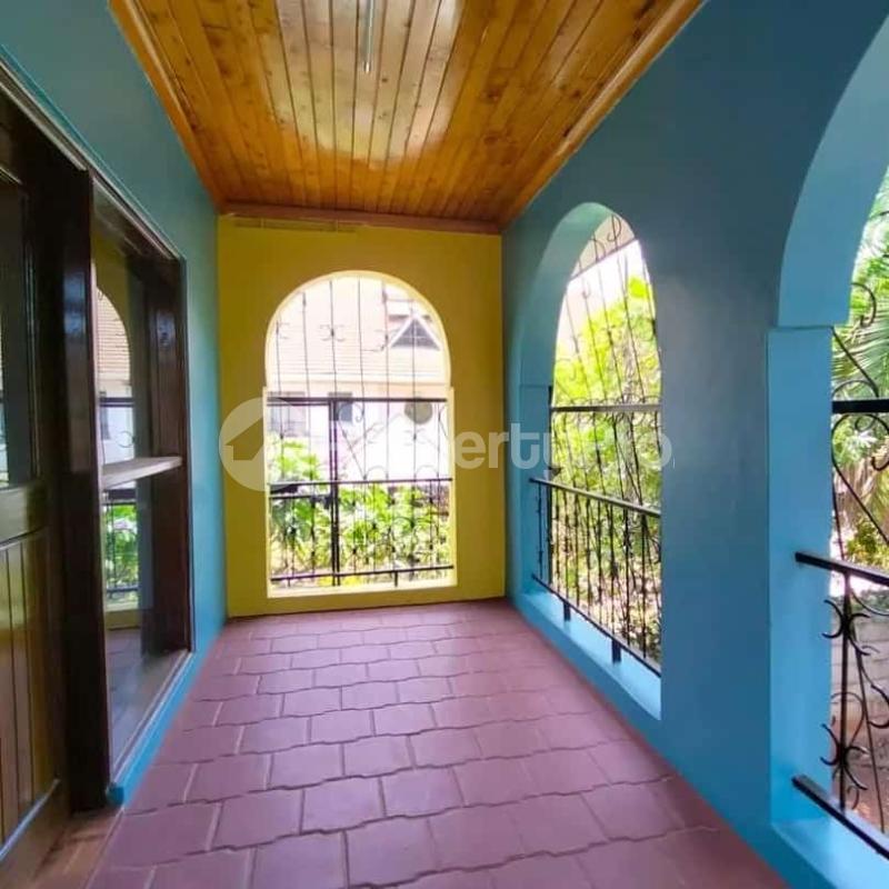 4 bedroom Office Building Commercial Properties for rent James Gichuru