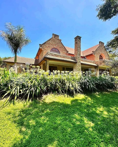 5 bedroom Townhouse for sale Karen Nairobi