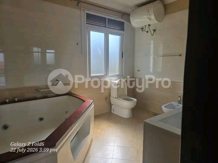 5 bedroom Apartment for sale Bbunga road  Kampala Central Kampala Central - 14