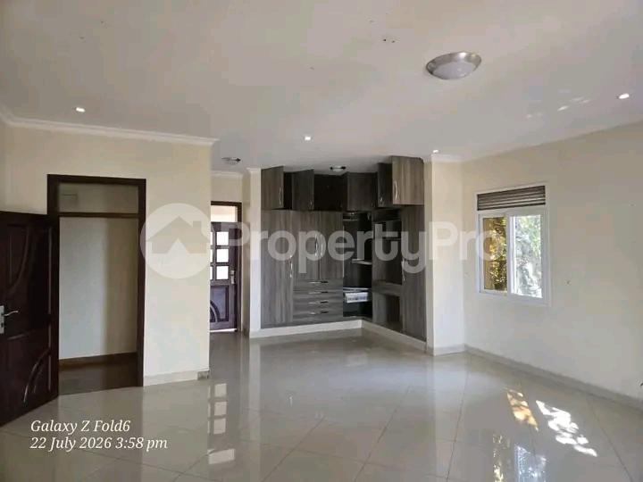5 bedroom Apartment for sale Bbunga road  Kampala Central Kampala Central - 10
