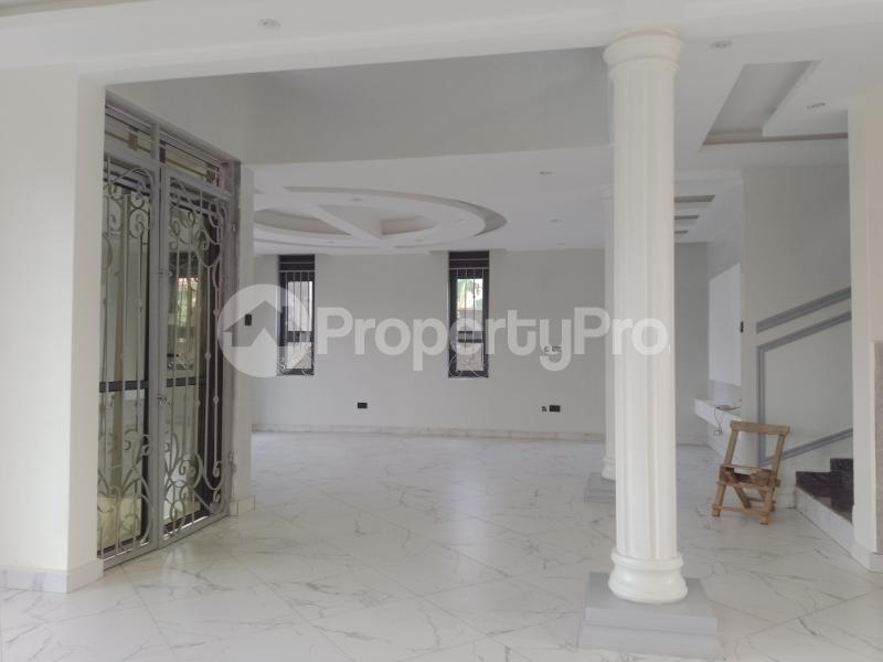5 bedroom Bungalow Apartment for sale Kira road  Kampala Central Kampala Central - 5