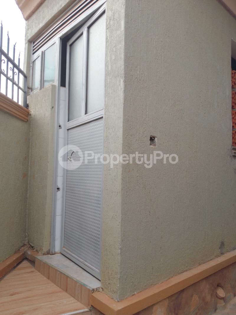 5 bedroom Bungalow Apartment for sale Kira road  Kampala Central Kampala Central - 3