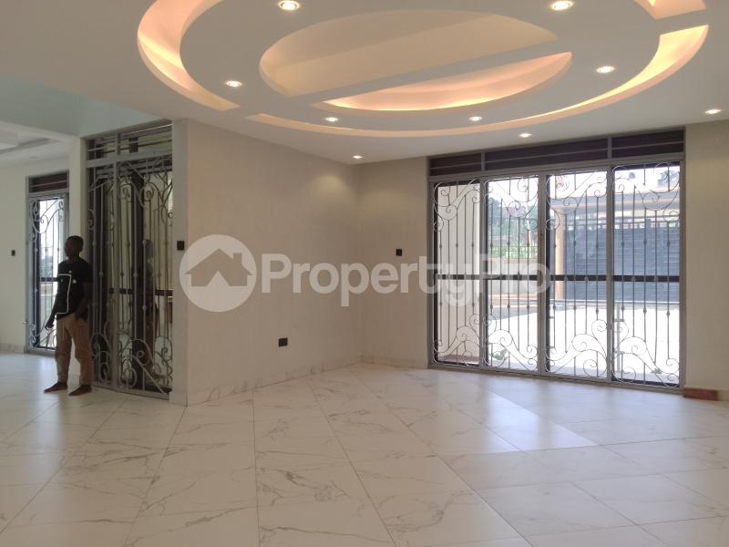 5 bedroom Bungalow Apartment for sale Kira road  Kampala Central Kampala Central - 9