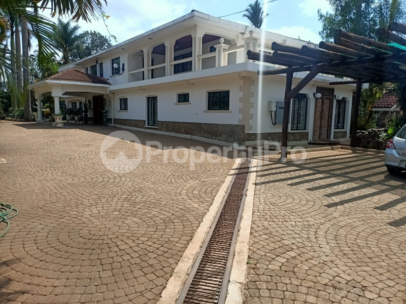 6 bedroom Flat&Apartment for sale Lavington Nairobi