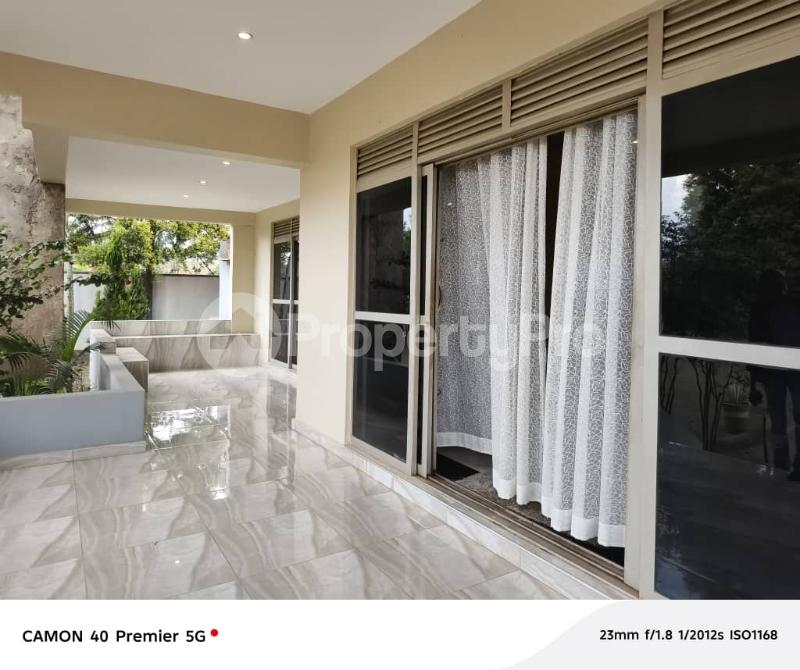 4 bedroom Bungalow Apartment for sale Kira mulawa  Kira Wakiso Central - 5