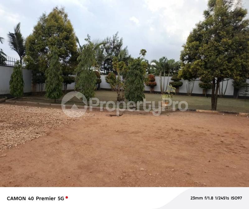 4 bedroom Bungalow Apartment for sale Kira mulawa  Kira Wakiso Central - 4
