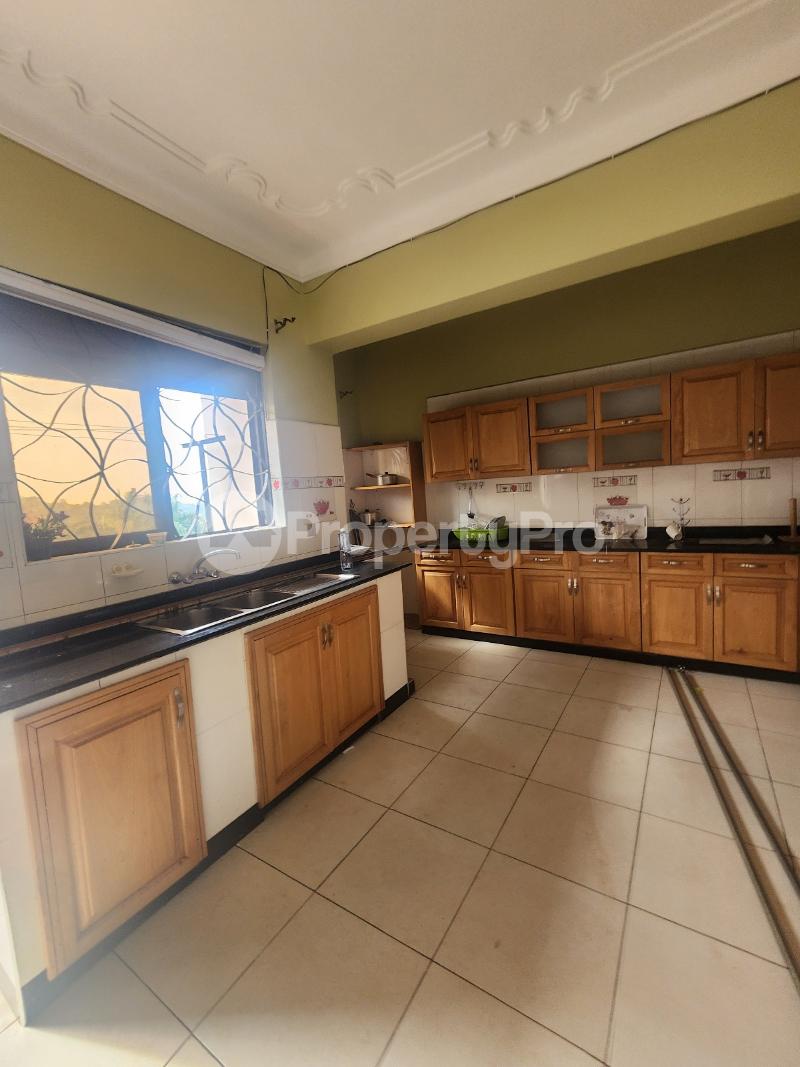 3 bedroom Apartment for rent Lukuli road Makindye Kampala Central - 2