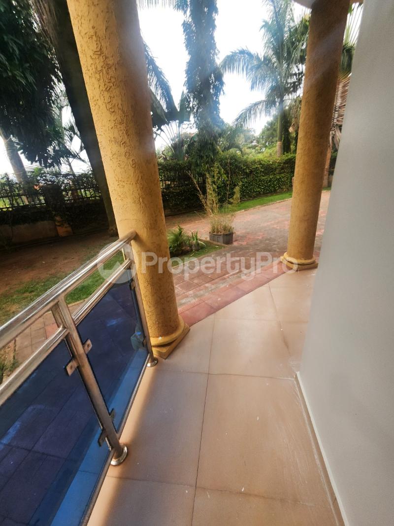 5 bedroom Villa for rent Lukuli road Makindye Kampala Central - 4